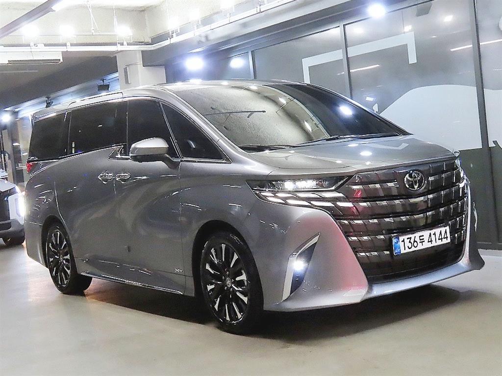Toyota ALPHARD BASE MODEL — фото 1