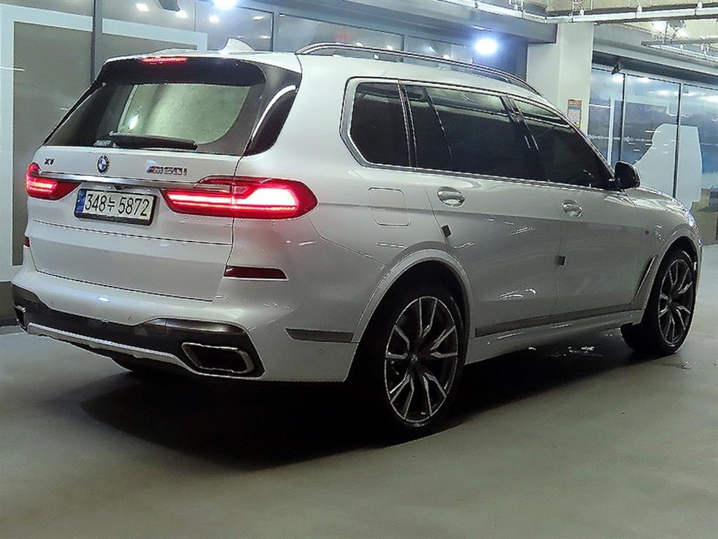 BMW X7 BASE MODEL — фото 4