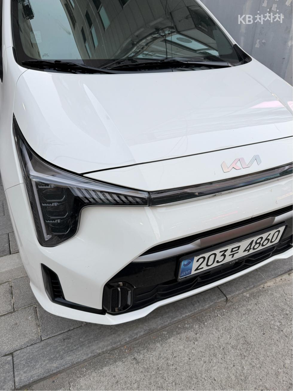 Tesla Model Y BASE MODEL — фото 3