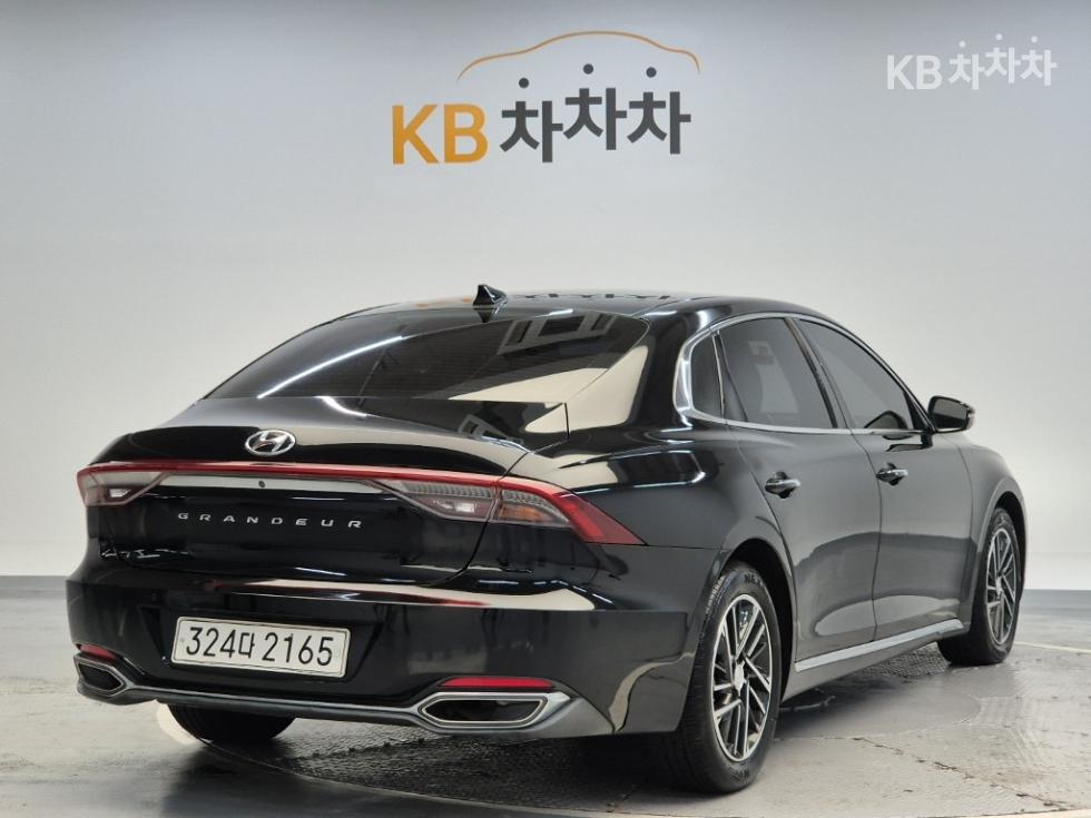 Hyundai Grandeur Premium Choice — фото 3