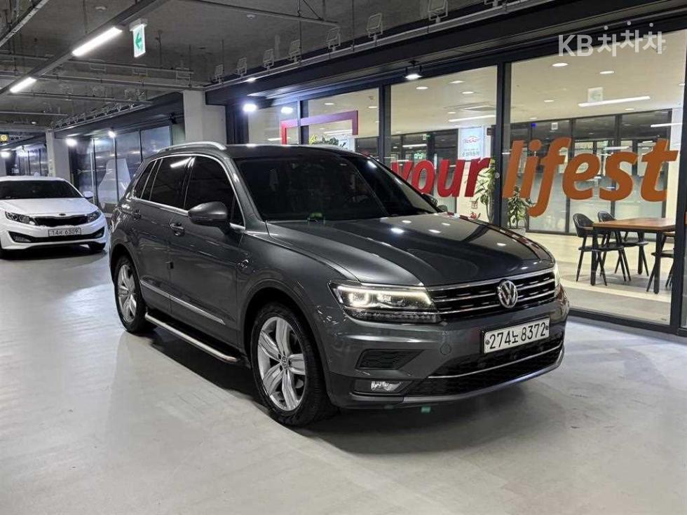 Volkswagen Tiguan Prestige — фото 1