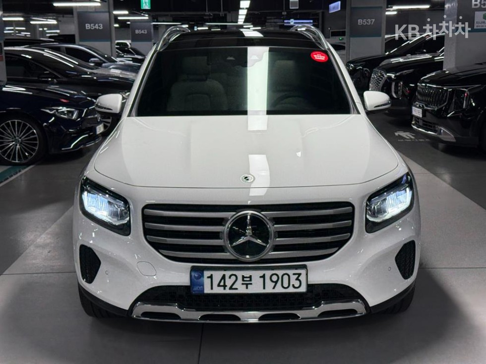 Mercedes-Benz GLB-Class — фото 1