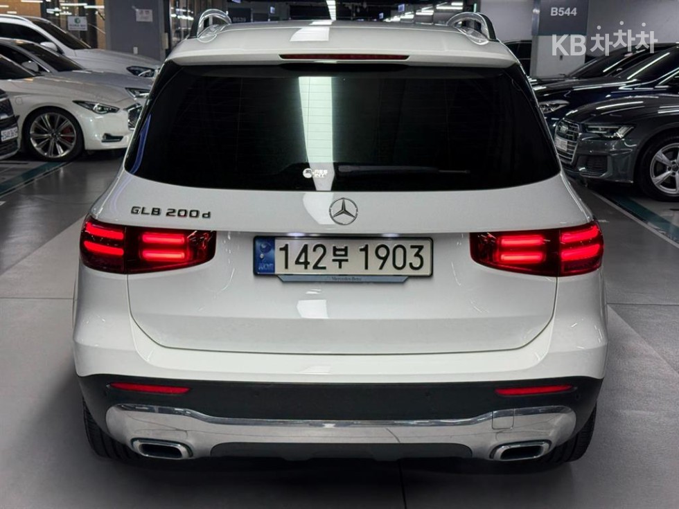 Mercedes-Benz GLB-Class — фото 3
