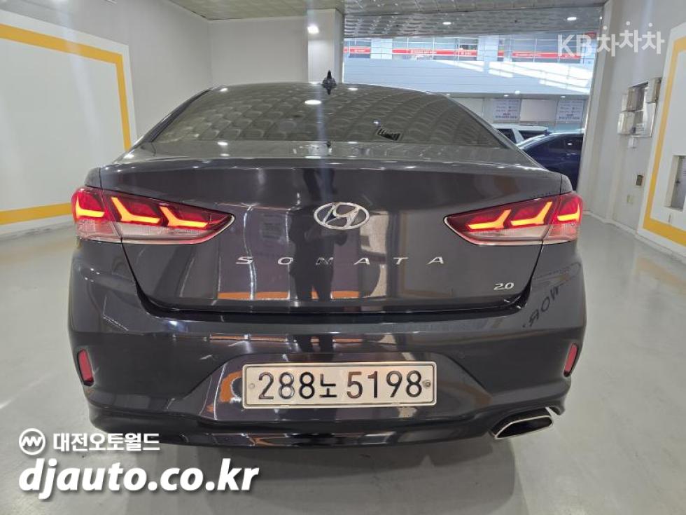 Hyundai Sonata Premium Special — фото 3