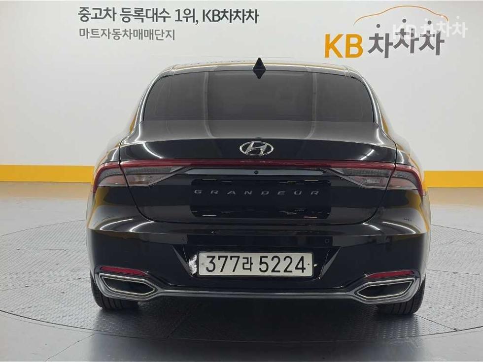Hyundai Grandeur Premium — фото 3