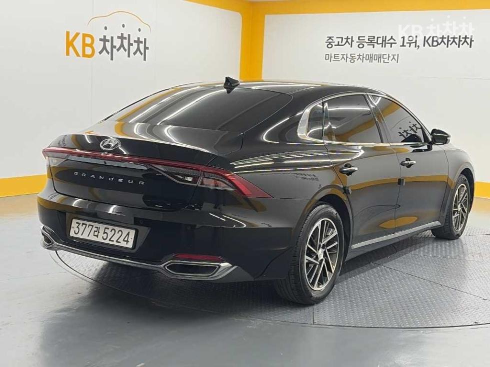 Hyundai Grandeur Premium — фото 4