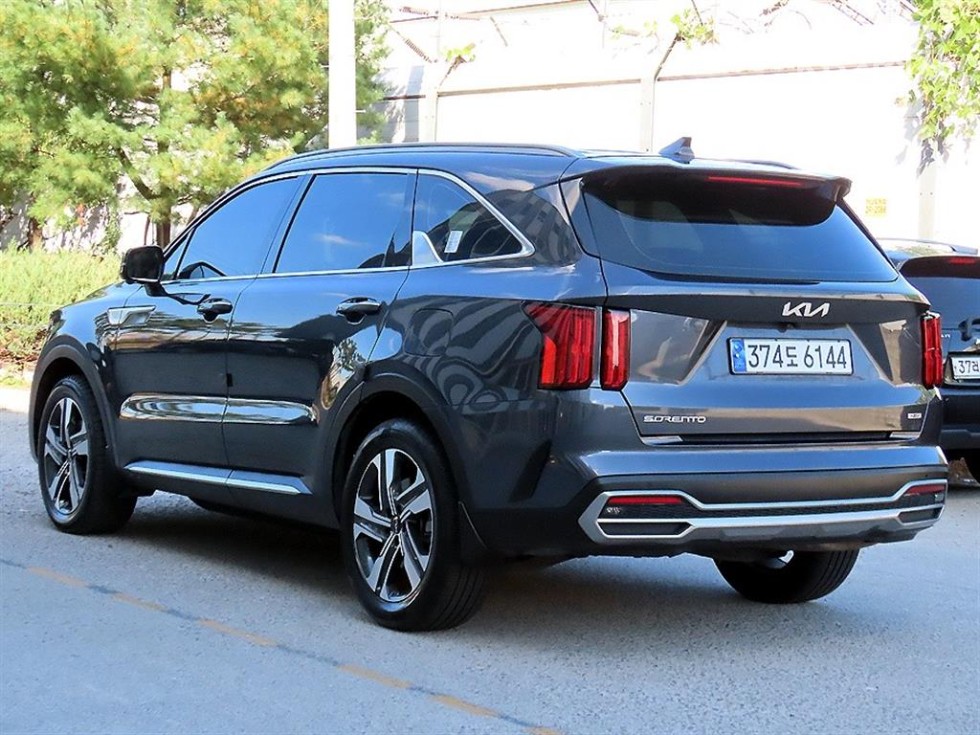 Kia Sorento SIGNATURE — фото 3