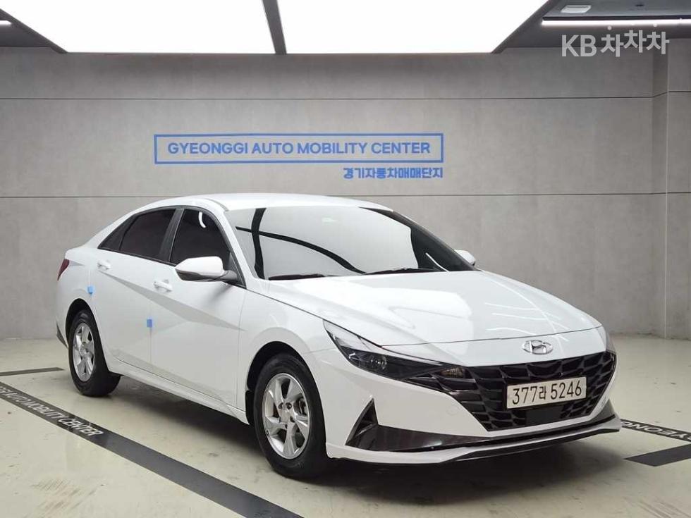 Hyundai Avante — фото 1