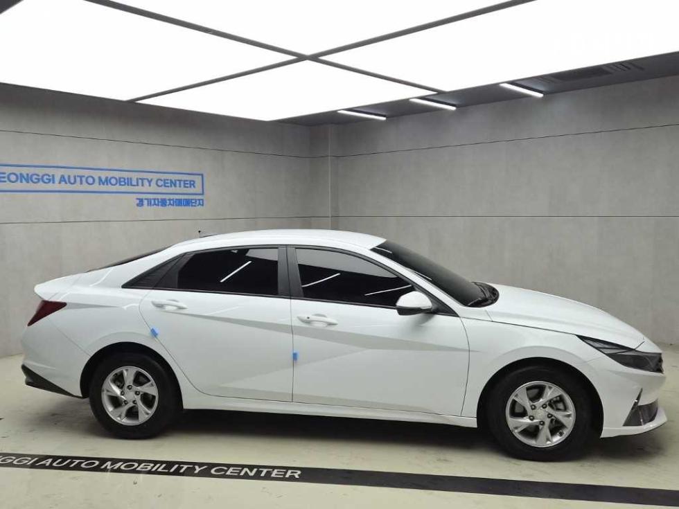 Hyundai Avante — фото 2