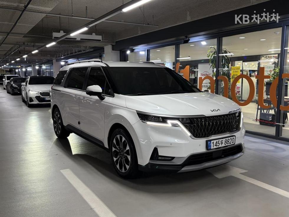 Kia Carnival PRESTIGE — фото 1