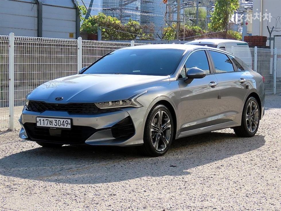 Kia K5 SIGNATURE — фото 2