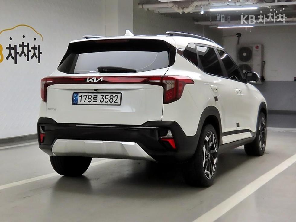 Kia Seltos SIGNATURE — фото 4