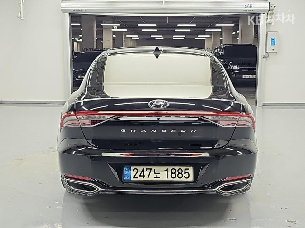Hyundai Grandeur EXCLUSIVE — фото 3