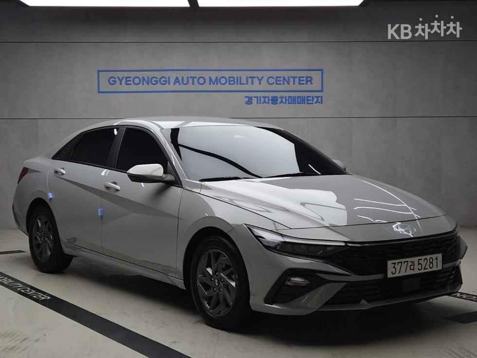 Hyundai Avante — фото 1