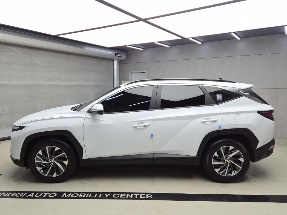 Hyundai Premium — фото 4