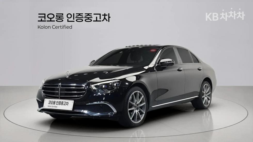 Mercedes-Benz E-Class Exclusive — фото 1