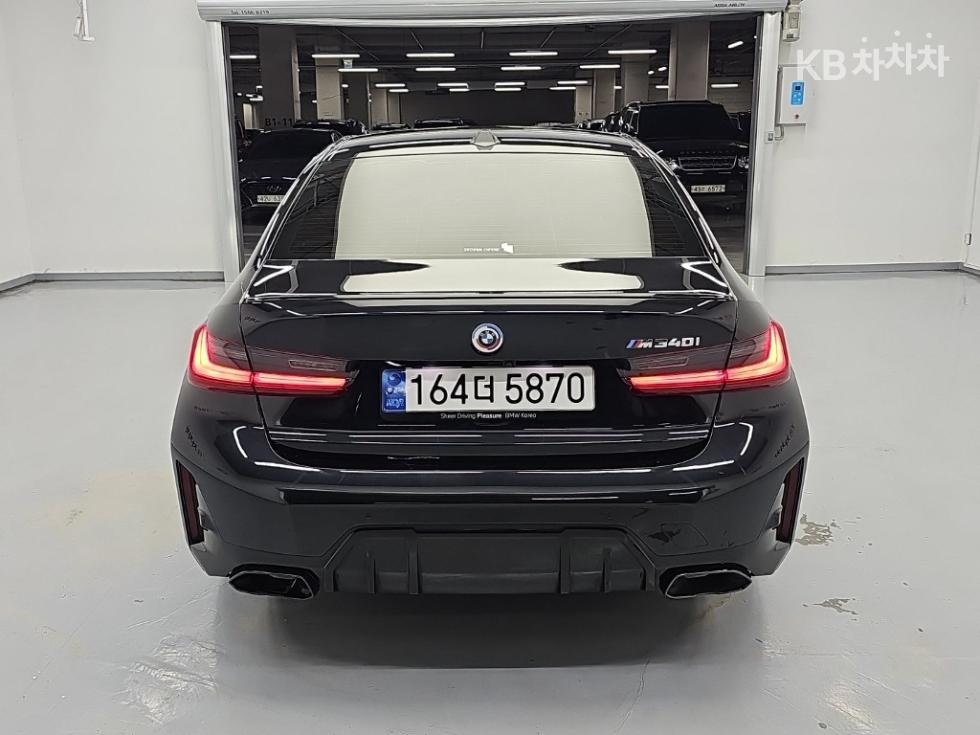 BMW 3 Series BASE MODEL — фото 3