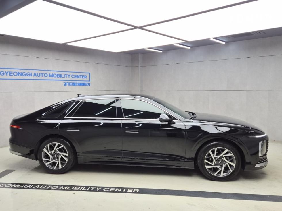 Hyundai Grandeur Premium — фото 2