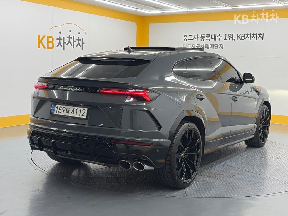 Lamborghini Urus — фото 4