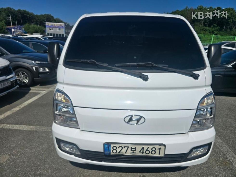 Hyundai Premium — фото 2