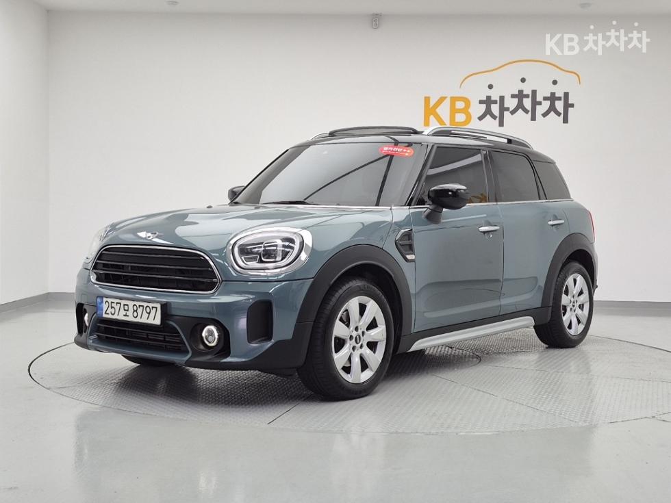 Mini Countryman BASE MODEL — фото 1
