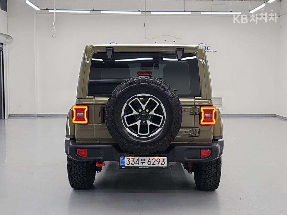 Jeep Wrangler BASE MODEL — фото 3
