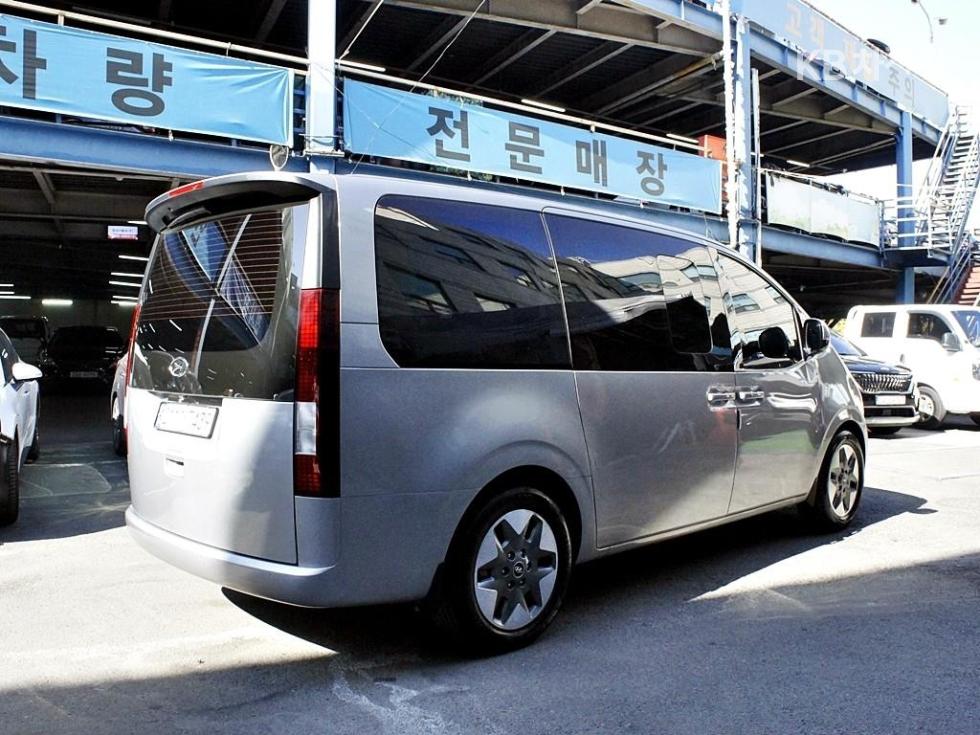 Hyundai Staria — фото 4