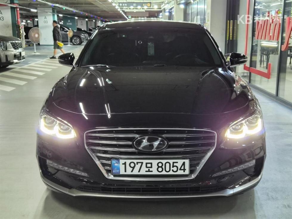 Hyundai Grandeur Special — фото 2
