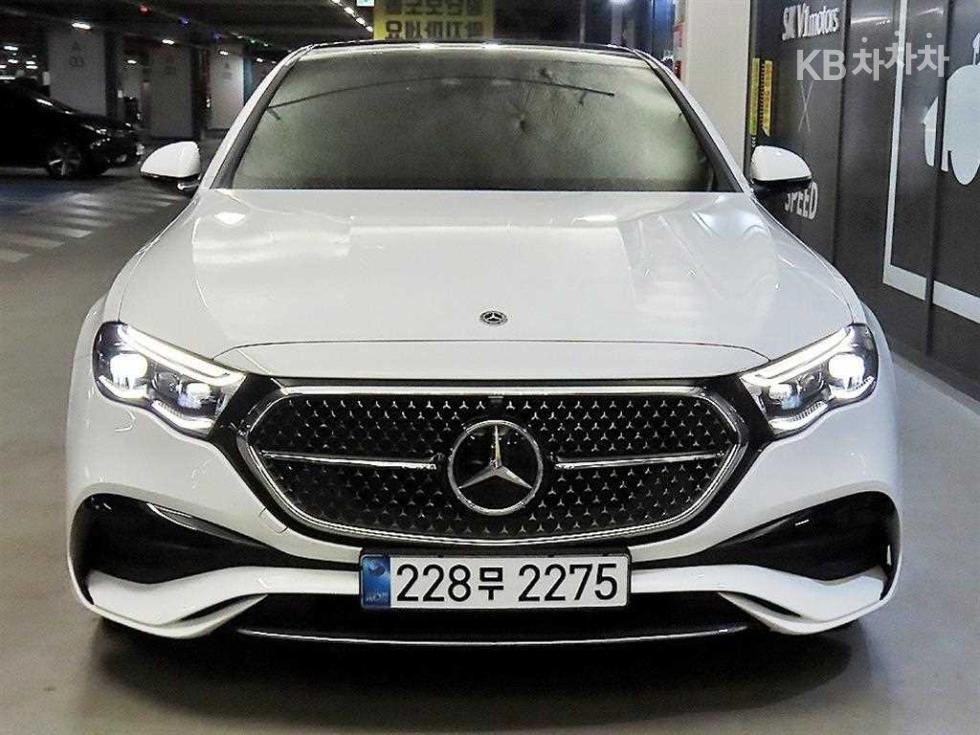 Mercedes-Benz E-Class AMG Line — фото 2