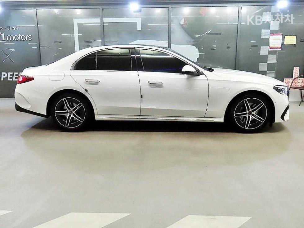 Mercedes-Benz E-Class AMG Line — фото 3