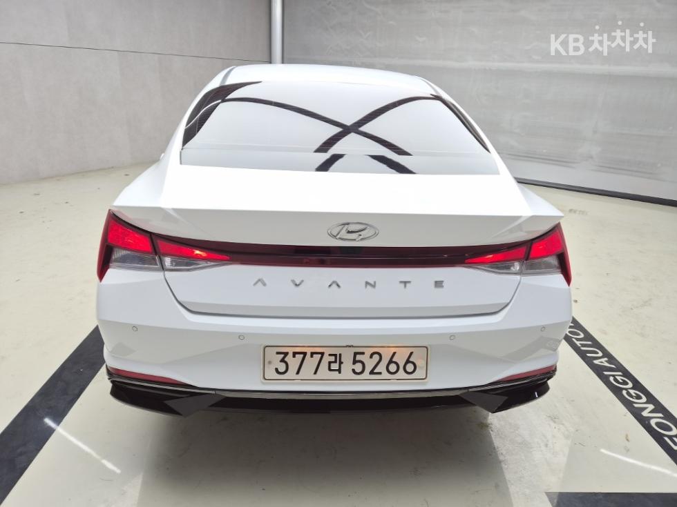 Hyundai Avante Smart — фото 3