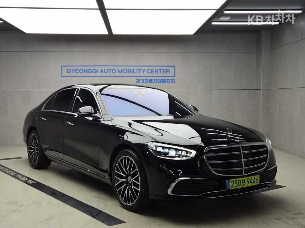Mercedes-Benz S-Class BASE MODEL — фото 1
