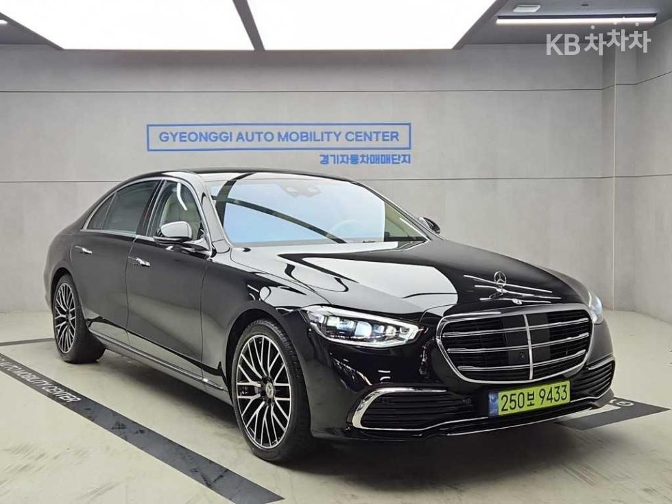 Mercedes-Benz S-Class BASE MODEL — фото 1