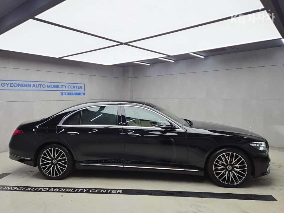 Mercedes-Benz S-Class BASE MODEL — фото 2