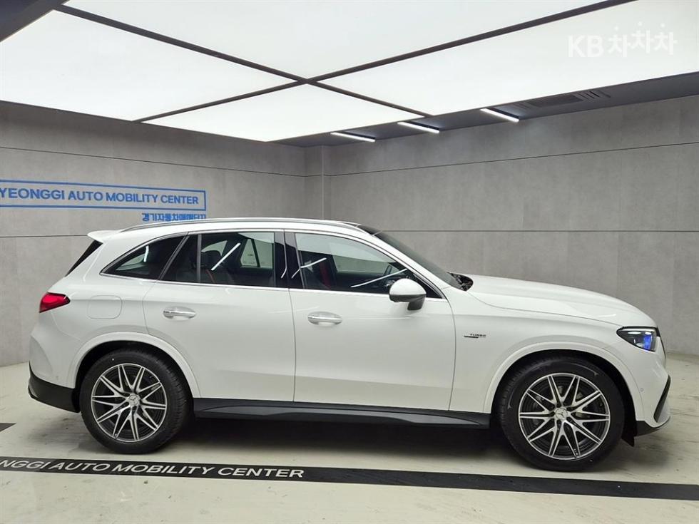 Mercedes-Benz GLC-Class BASE MODEL — фото 2