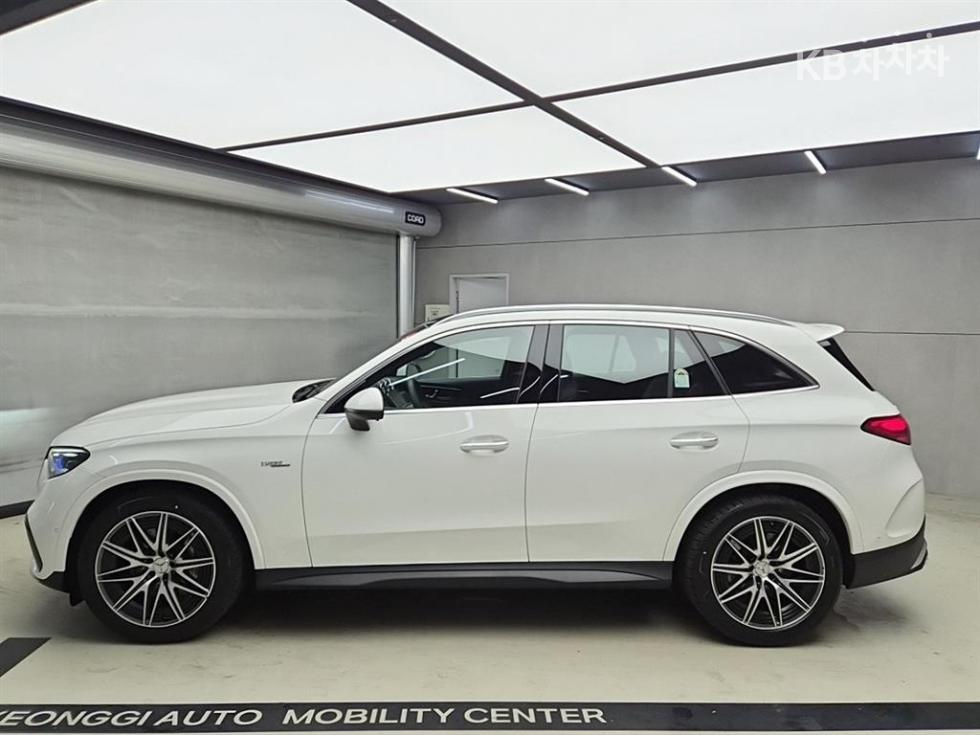 Mercedes-Benz GLC-Class BASE MODEL — фото 4