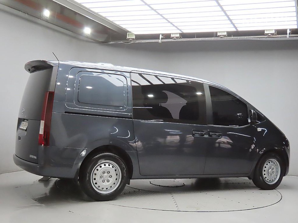 Hyundai Staria Smart — фото 4