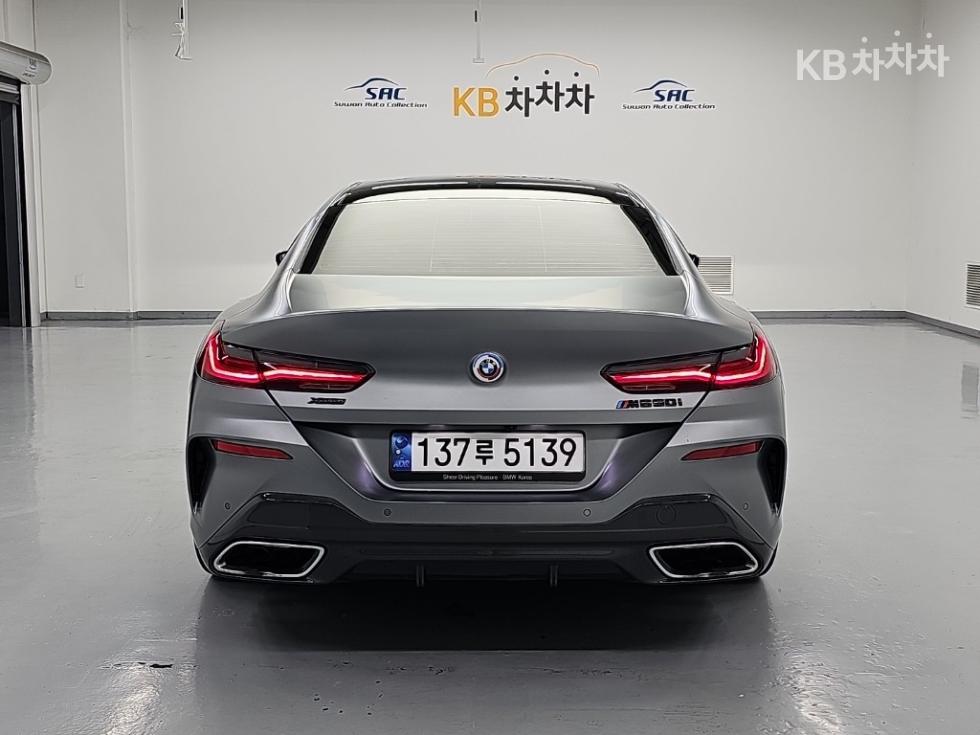 BMW 8 Series BASE MODEL — фото 3