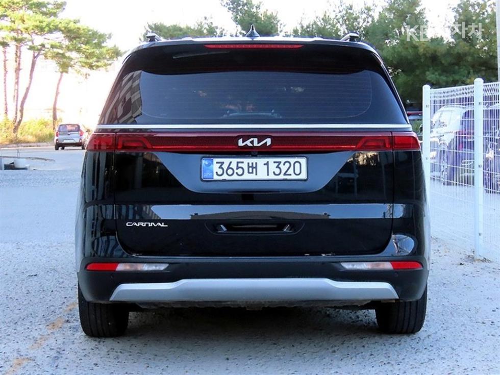 Kia Carnival PRESTIGE — фото 4