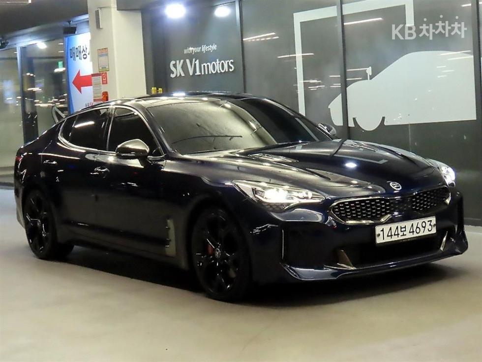 Kia Stinger Platinum — фото 1