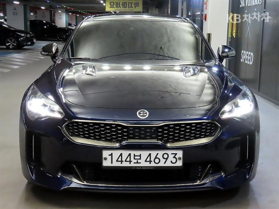 Kia Stinger Platinum — фото 2