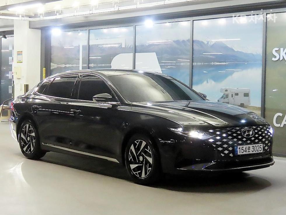 Hyundai Grandeur Premium Choice — фото 1