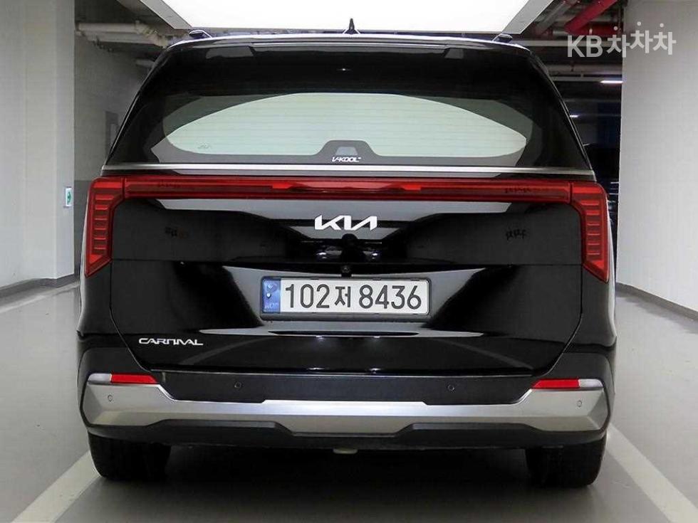 Kia Carnival SIGNATURE — фото 3