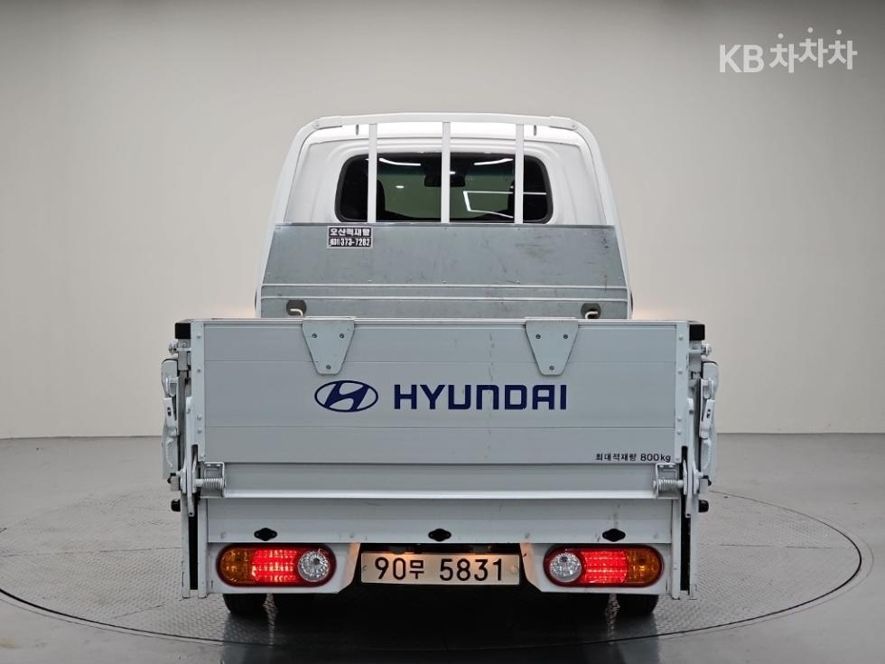 Hyundai Double Cab SUP — фото 3