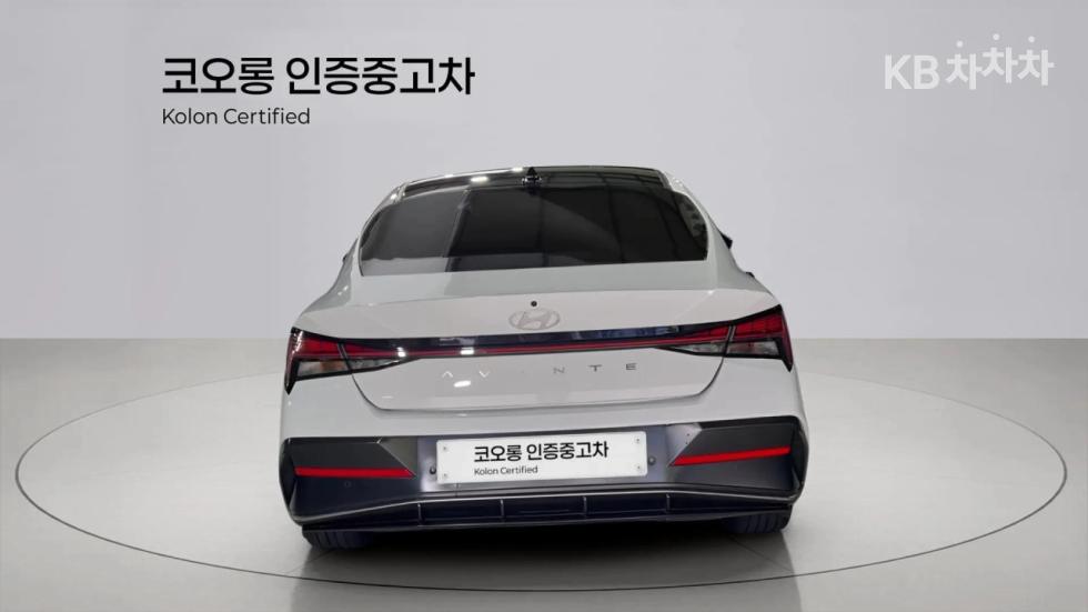 Hyundai Avante — фото 4