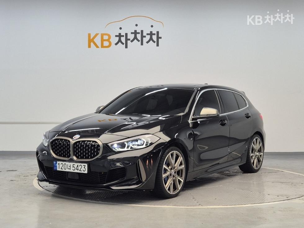 BMW 1 Series BASE MODEL — фото 1