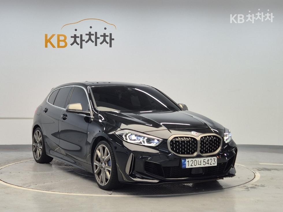 BMW 1 Series BASE MODEL — фото 4