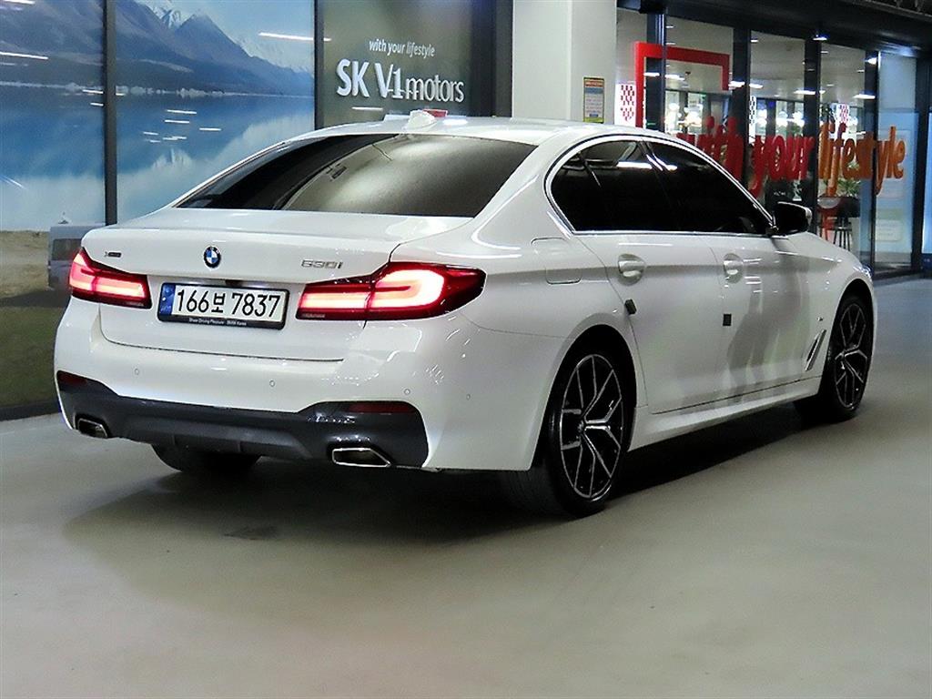 BMW 5 M Sport — фото 4
