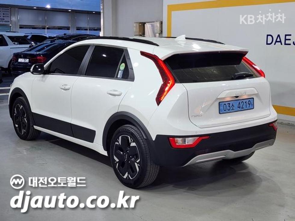 Kia BASE MODEL — фото 4