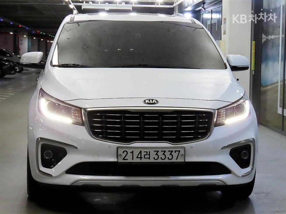 Kia Carnival LUXURY — фото 2